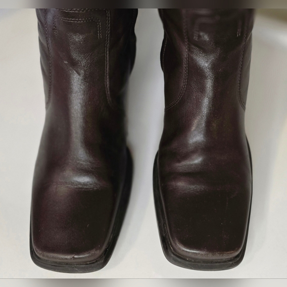 Caressa Dark Brown Tall Leather Heeled Boots 8 1/2 - Picture 4 of 11